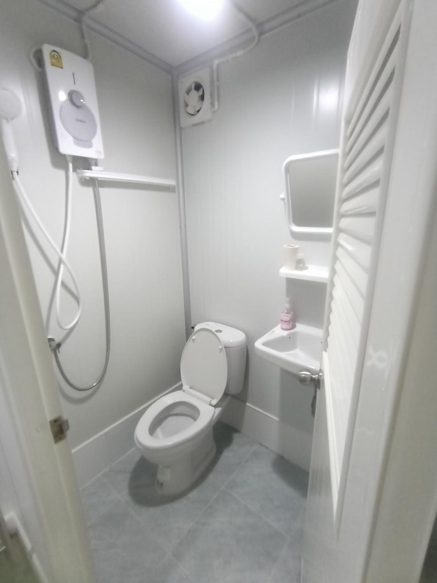 Pa House Apartment Bangkok Bagian luar foto